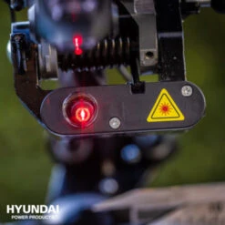 Hyundai Telescopische Afkortzaag / Verstekzaag 1700W -Kwaliteitswinkel Voor Thuishulpmiddelen 123 2758