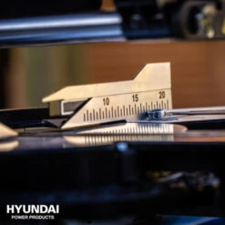 Hyundai Telescopische Afkortzaag / Verstekzaag 1700W -Kwaliteitswinkel Voor Thuishulpmiddelen 123 2759