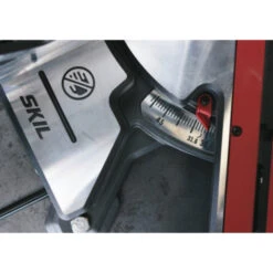 SKIL Afkortzaag /verstekzaag 254mm Met Trekfunctie, Laser En 'dual Bevel' Functie 1320AA 2000W + Snelklem -Kwaliteitswinkel Voor Thuishulpmiddelen 123 3253