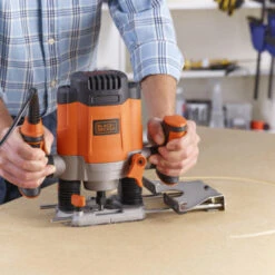 Black & Decker BLACK+DECKER Bovenfrees KW1200E-QS -Kwaliteitswinkel Voor Thuishulpmiddelen 123 4472