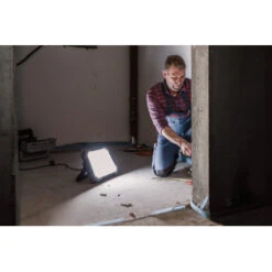 Brennenstuhl Mobiele Breedstraler LED -Kwaliteitswinkel Voor Thuishulpmiddelen 123 5694