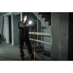 Brennenstuhl Mobiele Bluetooth LED-werklamp TORAN 3000 MB, IP55, 3000lm, 30W, 5m H07RN-F 2G1,0 -Kwaliteitswinkel Voor Thuishulpmiddelen 123 5948